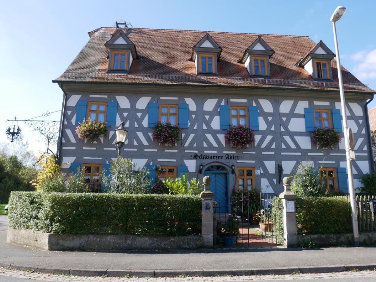 Hotel Schwarzer Adler Erlangen Exterior photo